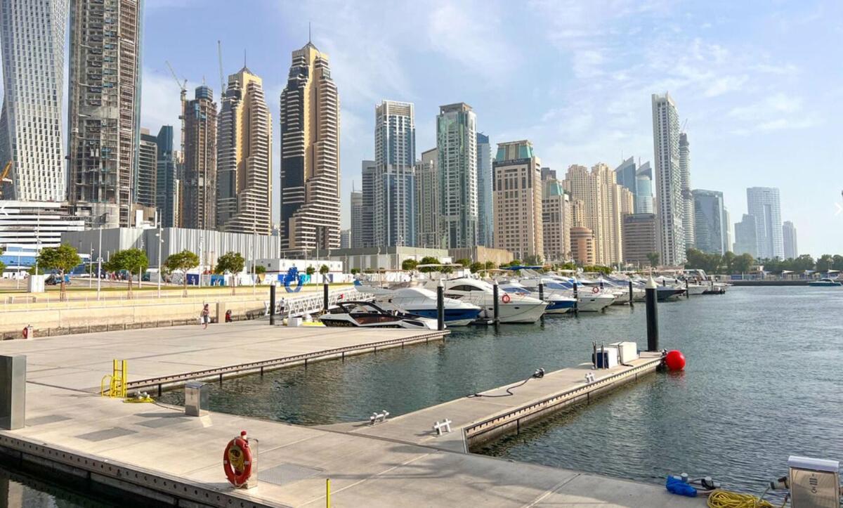 Emaar Beachfront 1 Bedroom In Grand Bleu With Private And Palm Views Apartment *