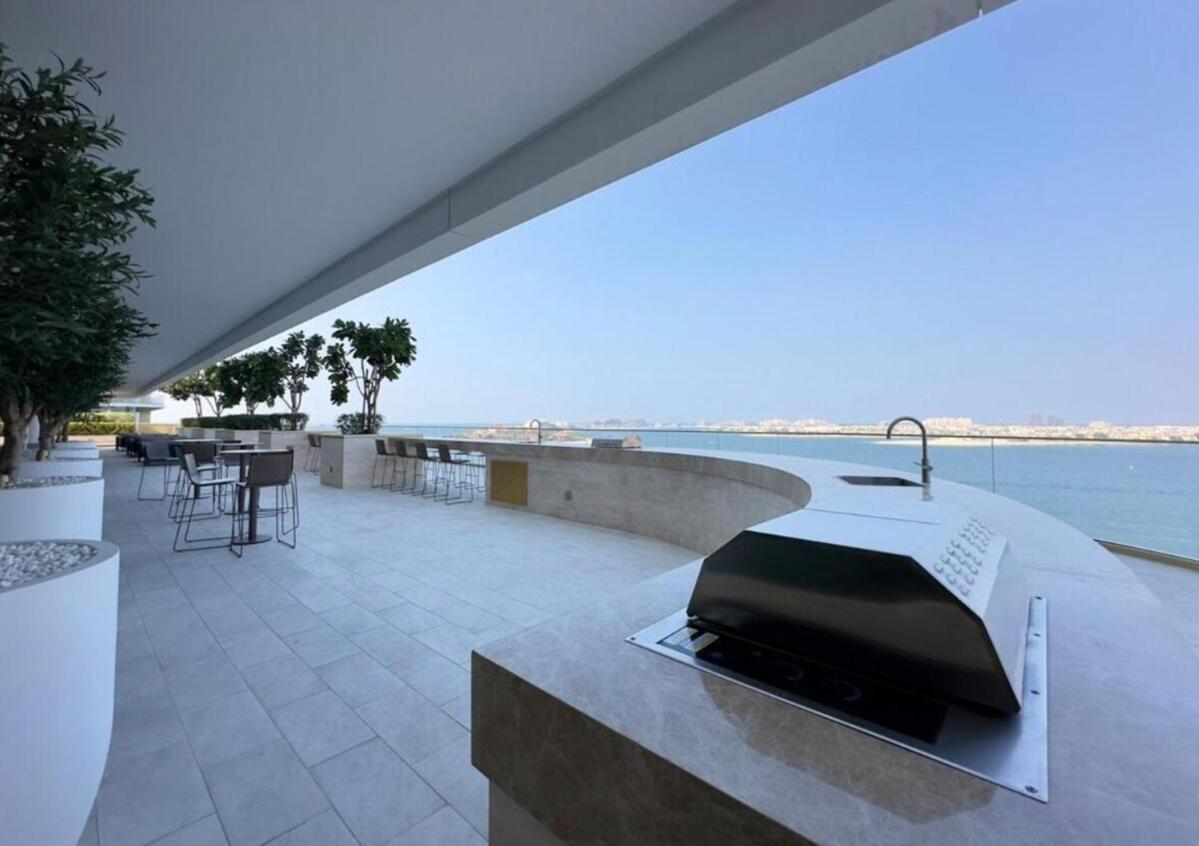 Emaar Beachfront 1 Bedroom In Grand Bleu With Private And Palm Views Apartment *