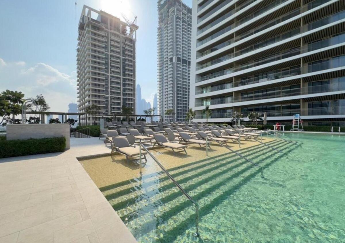 Emaar Beachfront 1 Bedroom In Grand Bleu With Private And Palm Views Dubai