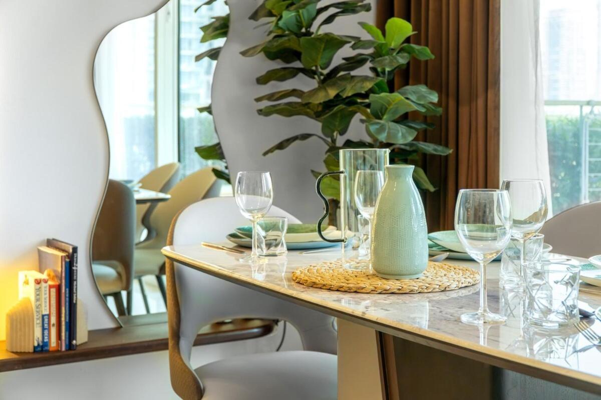 Emaar Beachfront 1 Bedroom In Grand Bleu With Private And Palm Views Apartment