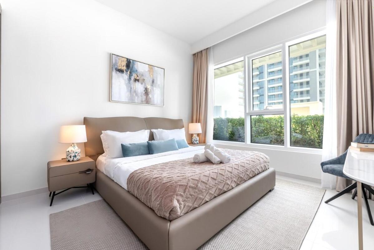 Emaar Beachfront 1 Bedroom In Grand Bleu With Private And Palm Views Apartment *